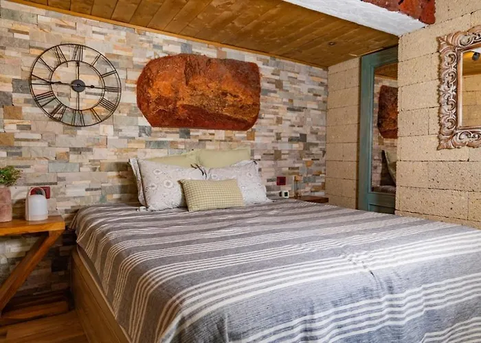 Landhaus Cueva Almendros *